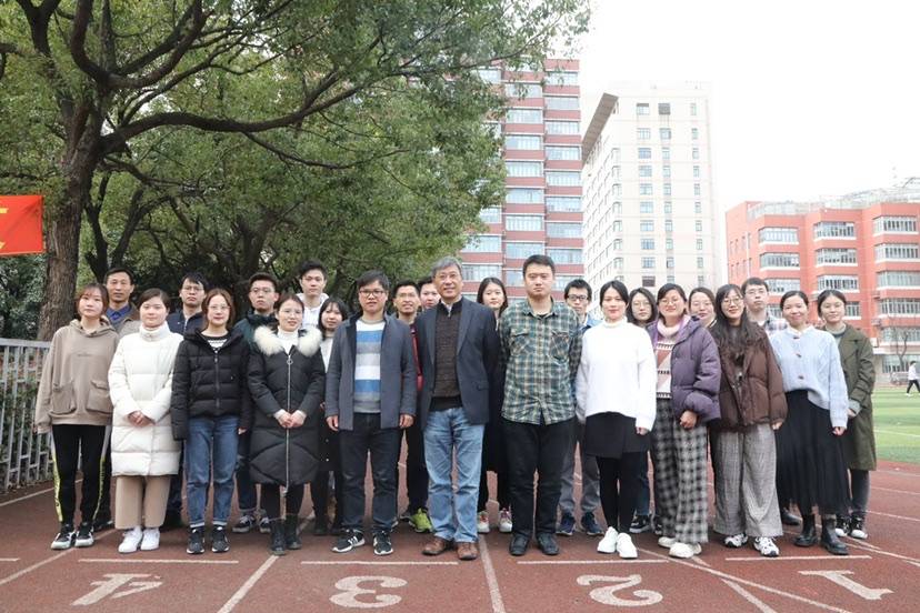 蘇冰教授及研究團隊